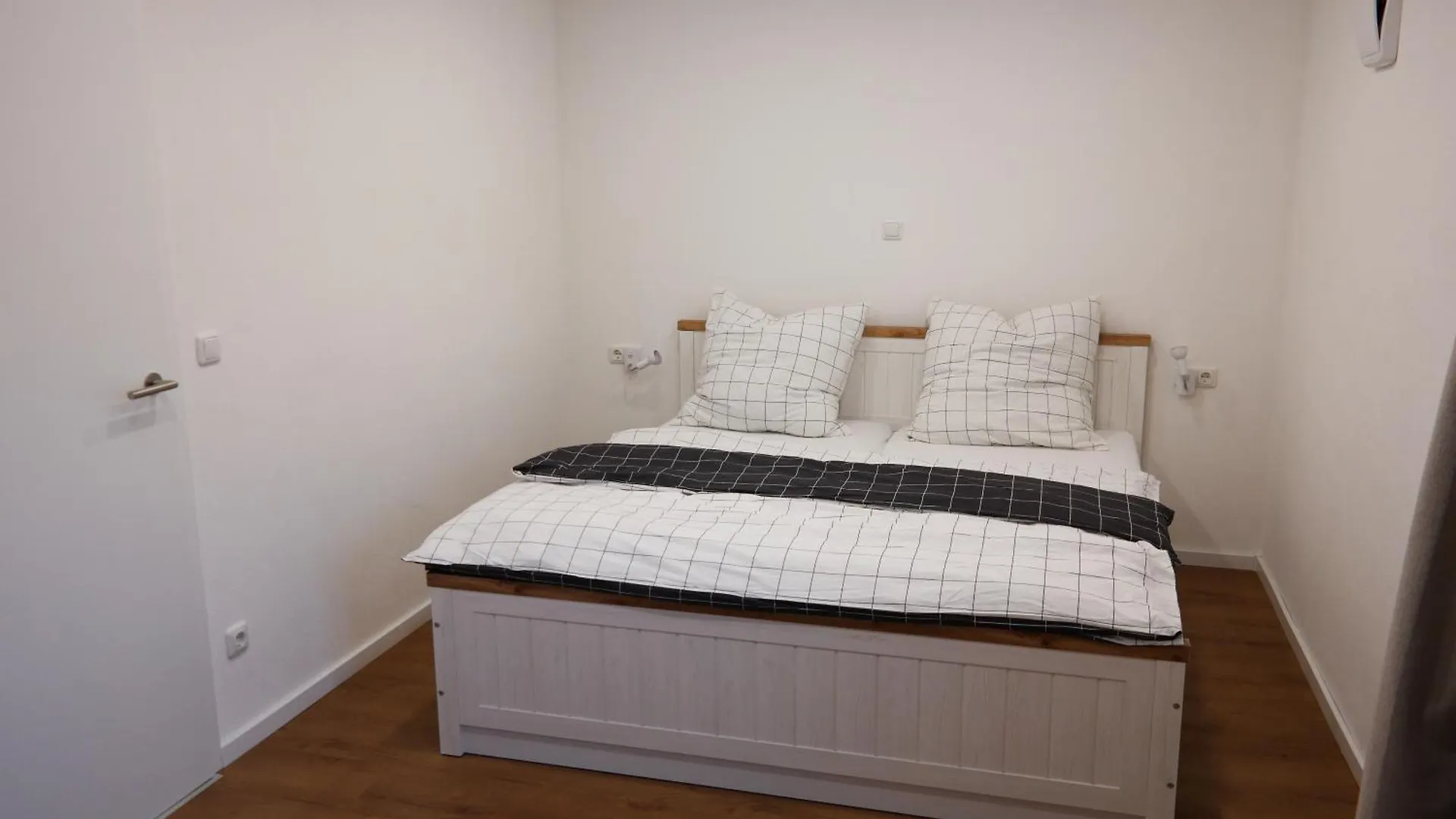 Apartment 67 Bad Neustadt an der Saale 0*,