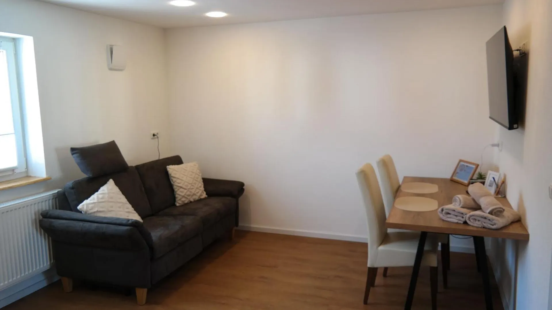 Apartment 67 Бад-Нойштадт-ан-дер-Зале
